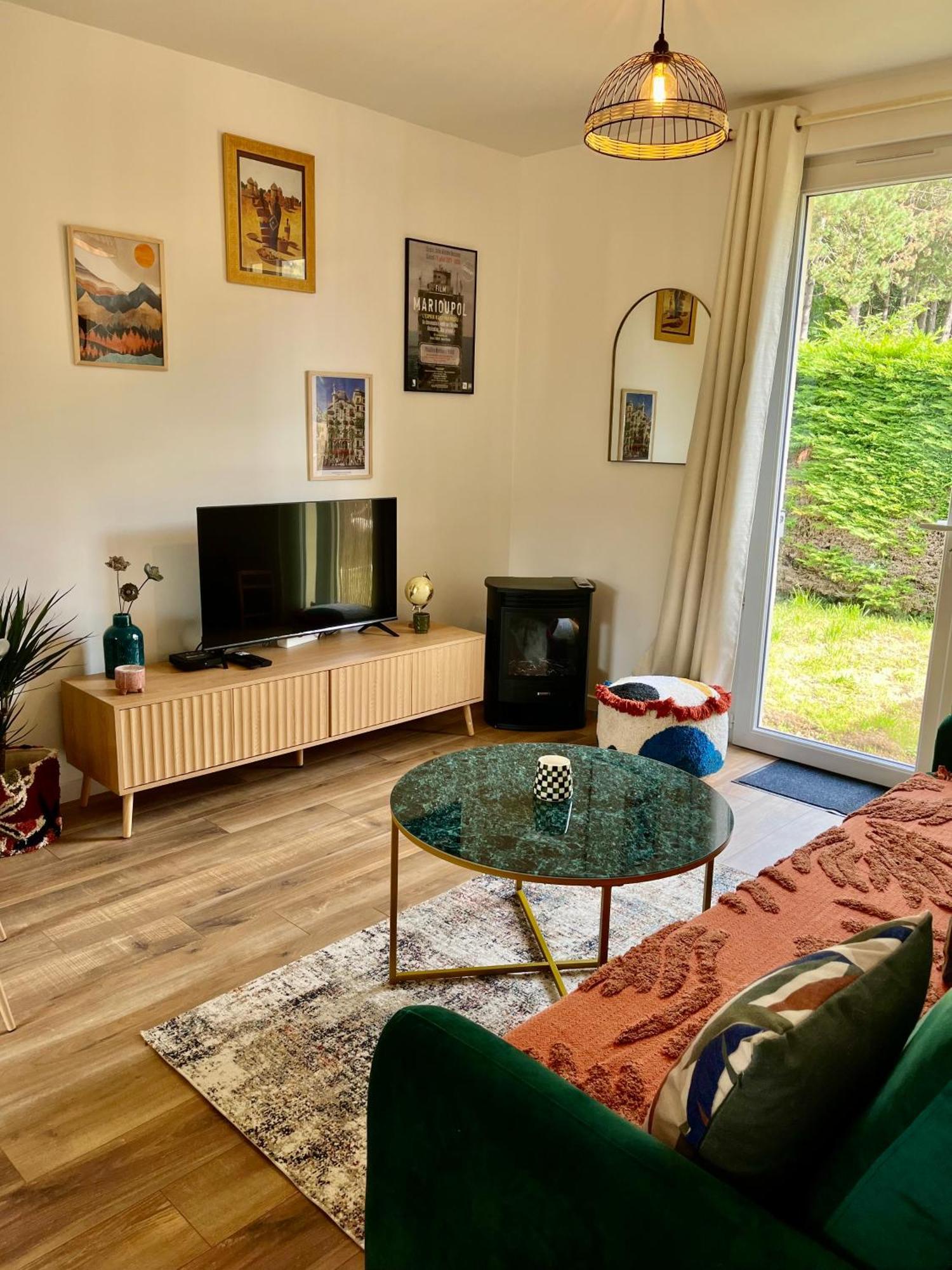 Maison Evasion Voyage Parking Et Jardin By Art De Voyager Etretat Exterior photo